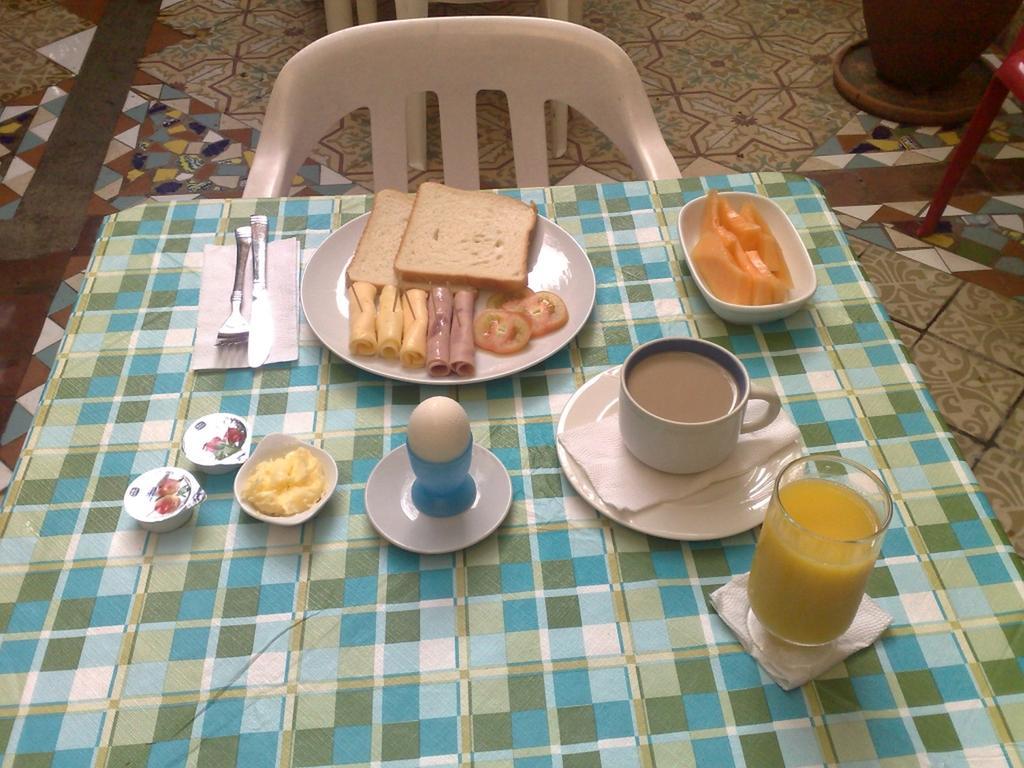 Hostal Condo-Parque Santo Domingo Luaran gambar