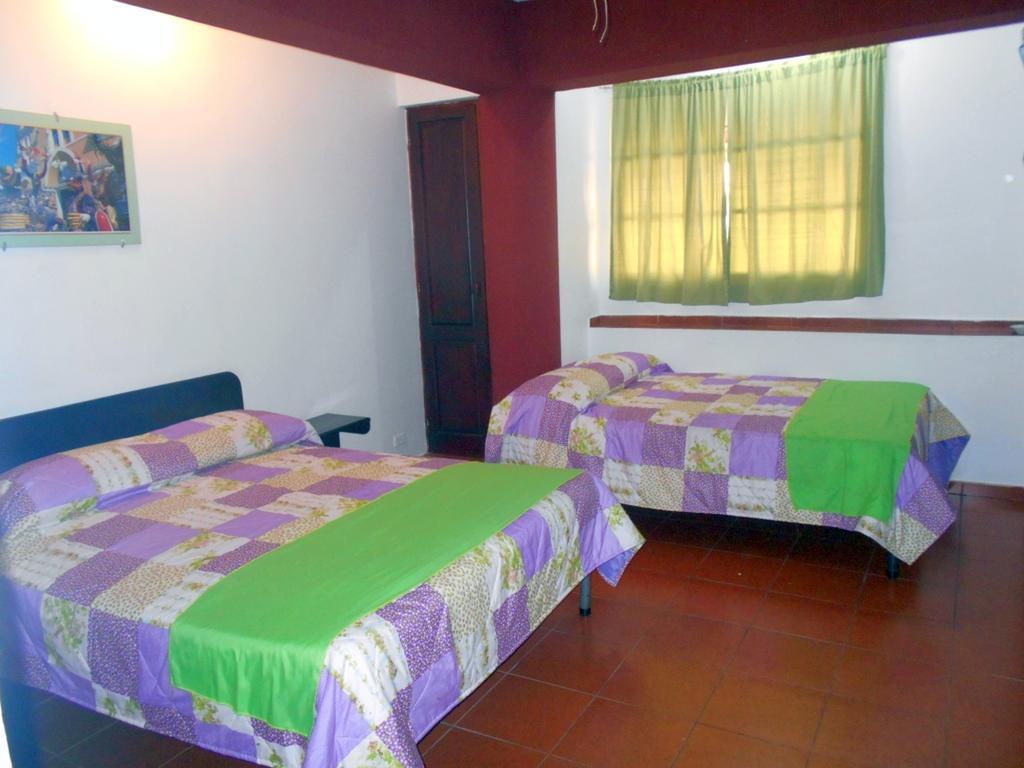 Hostal Condo-Parque Santo Domingo Luaran gambar