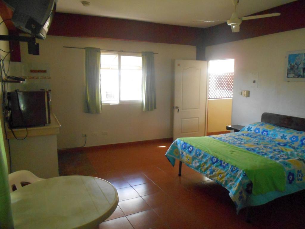 Hostal Condo-Parque Santo Domingo Luaran gambar