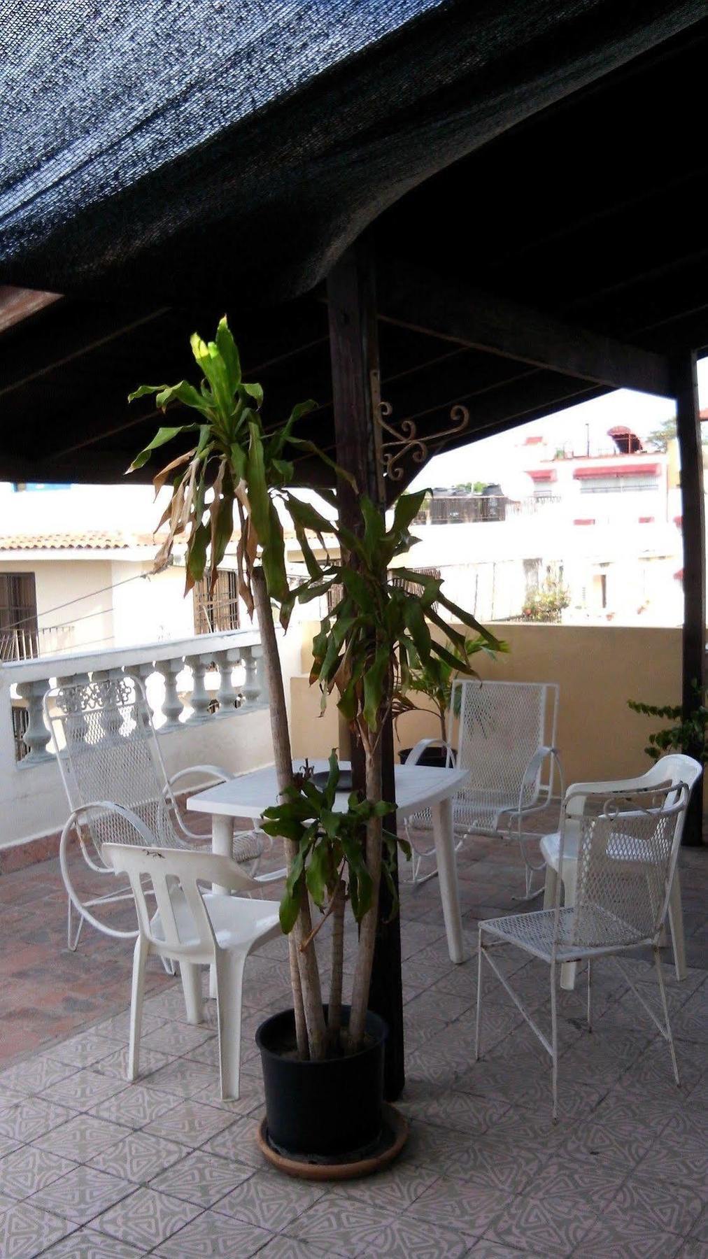 Hostal Condo-Parque Santo Domingo Luaran gambar